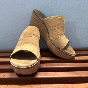 Clarks tan cork wedge heels